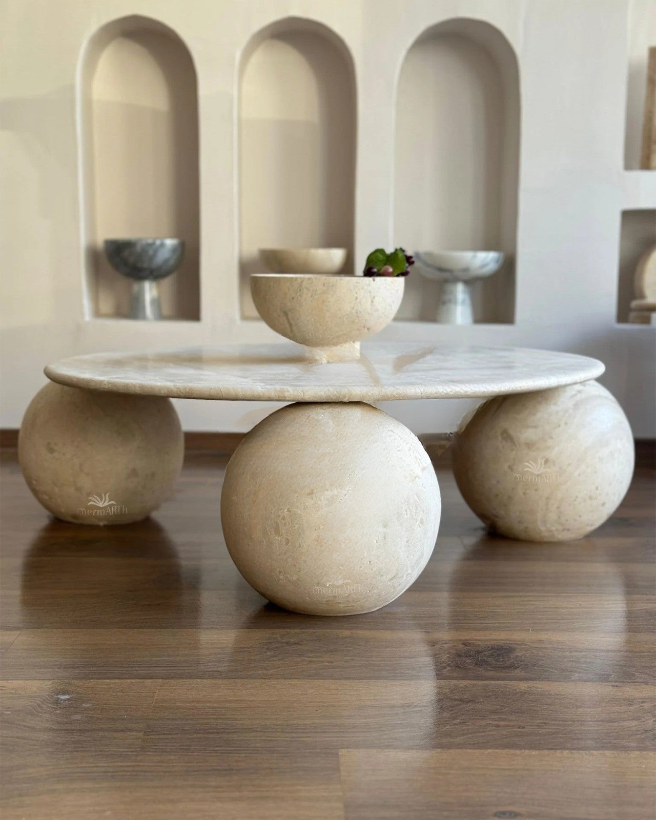 Travertin Salontafel Rond 3 Bolle Poten | Survetta